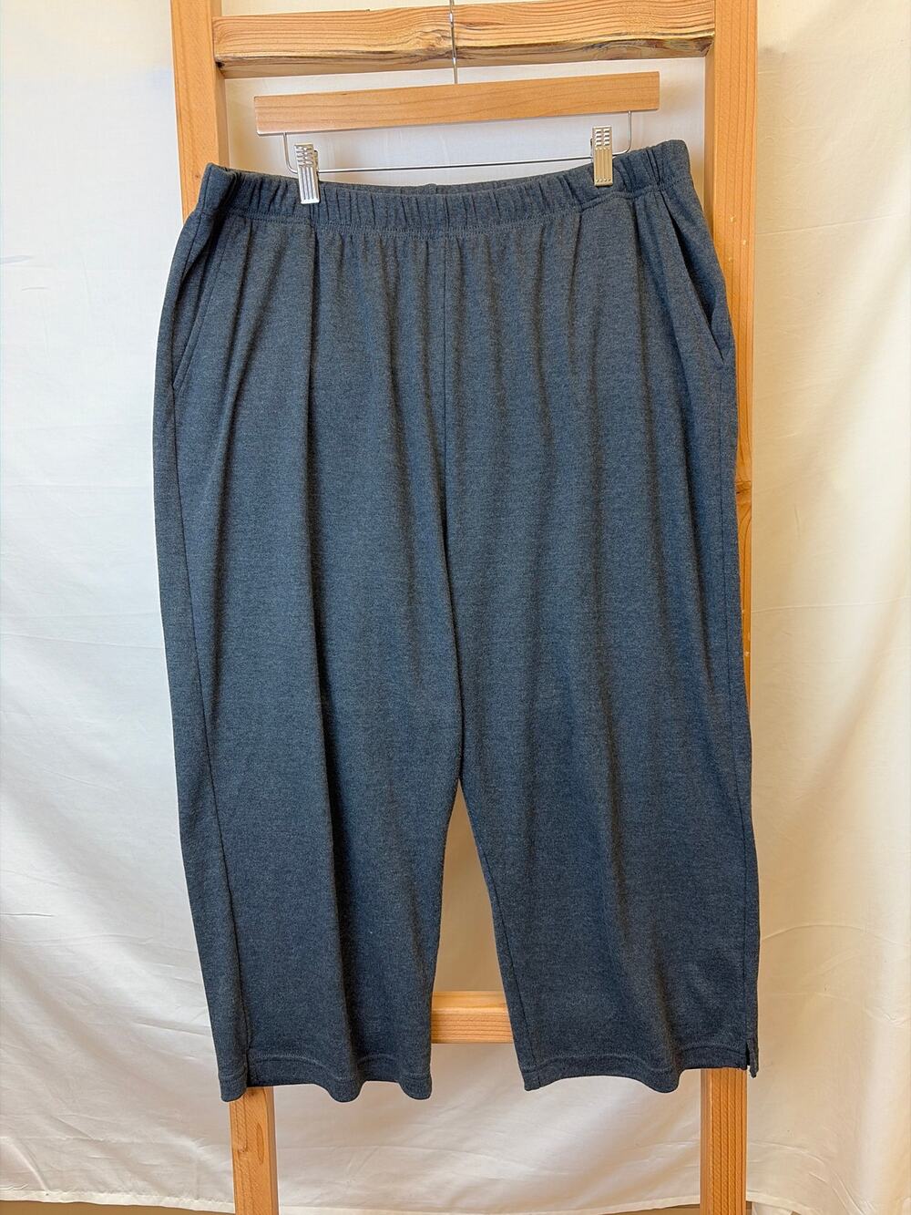 Woman Within 24W Charcoal Gray Cropped Cotton Blend Pants #0458